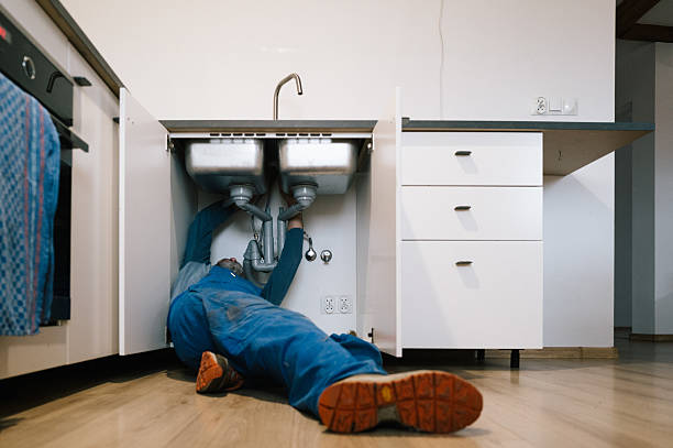 Professional Drain Cleaning technician working in Medinah, IL